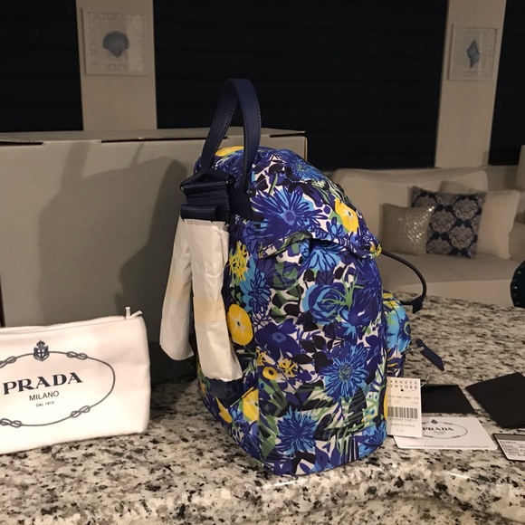 ✨NEW!✨Authentic!✨Prada NWT! Nylon Leather Backpack - Picture 3 of 8